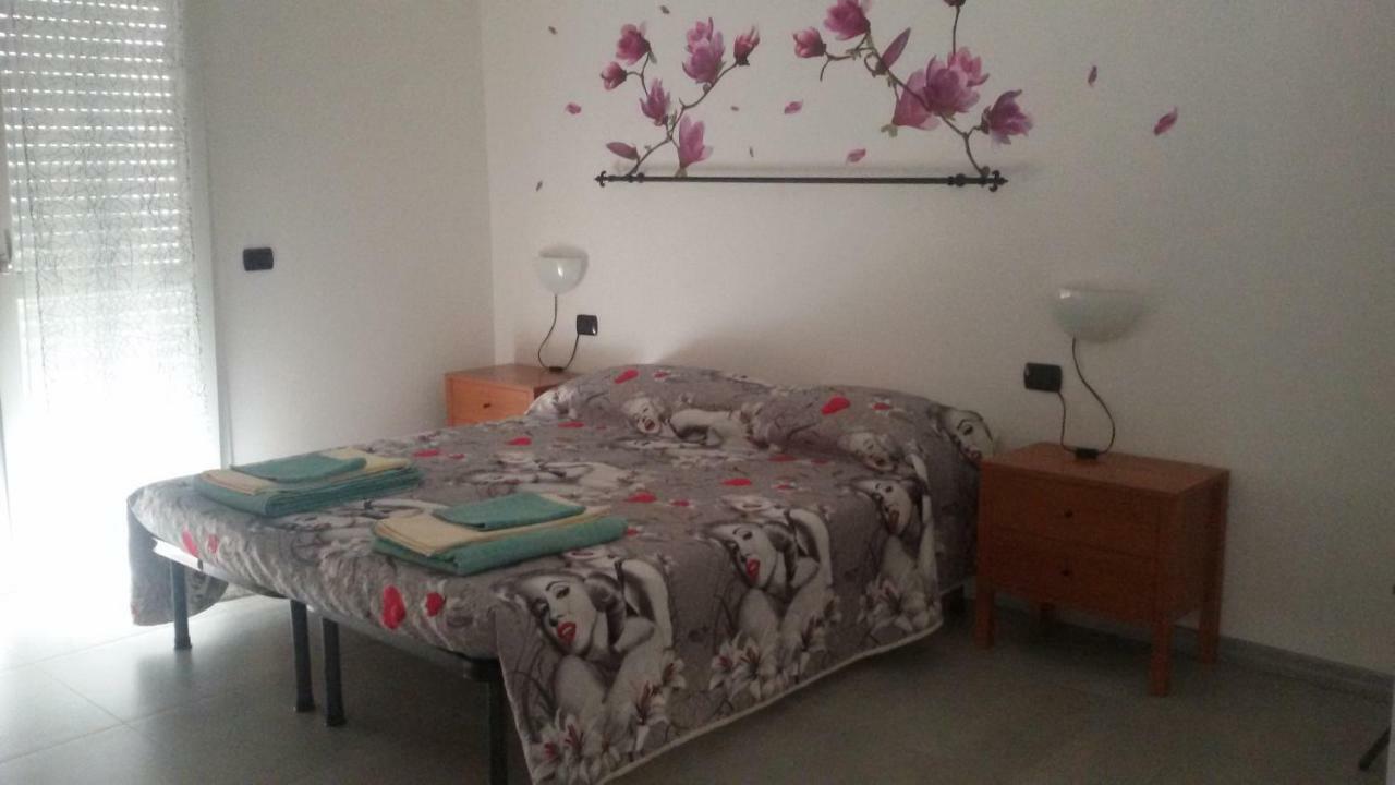 B&B Honey Rooms Saronno Ngoại thất bức ảnh