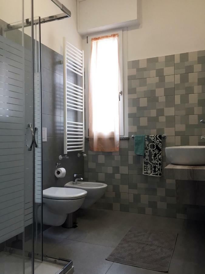 B&B Honey Rooms Saronno Ngoại thất bức ảnh